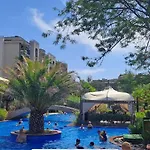 Luxury In Cascadas Family Sunny
