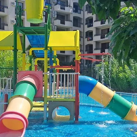 Luxury In Cascadas Family Sunny Appartamento Sunny Beach